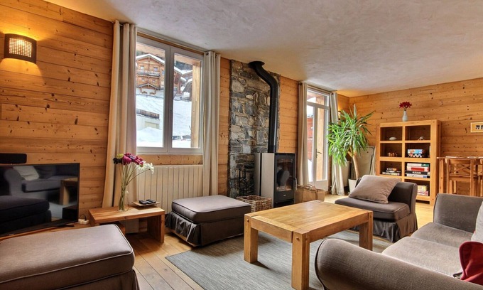 La Roche Chalet De Ski | Chalet 12 pers avec sauna, jacuzzi, wifi, parking, animaux admis