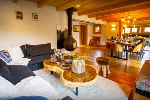 Saint-Nicolas-la-Chapelle Chalet De Ski | Chalet Ourson du Passieu - OVO Network
