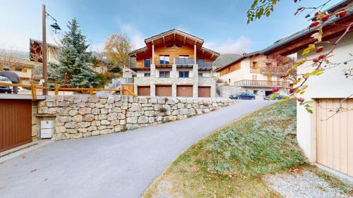 Val Cenis Chalet De Ski | Chalet Grand Croix - Haut Standing - 8, 10 pers