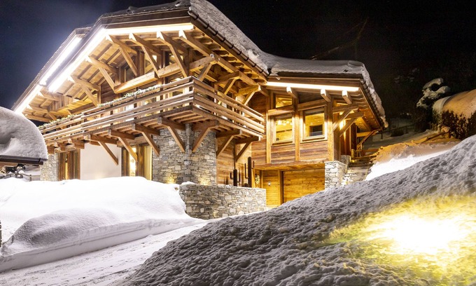 Megeve Chalet De Ski | CHALET GRAND PARADIS, 6 chbres, salle de cinéma, Espace SPA, services