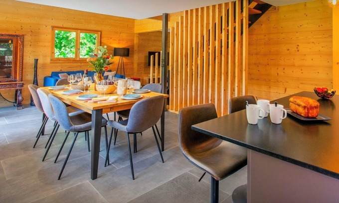 Alex Chalet De Ski | Chalet Hychris - séjour familial entre lac et montagnes - OVO Network