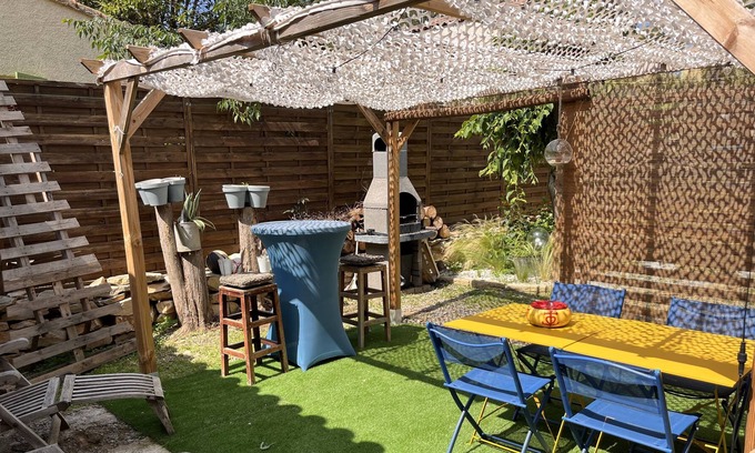 Villetelle Cabine | Chalet Idéal Pour Petite Famille ou Amoureux à 20 Minutes de la mer