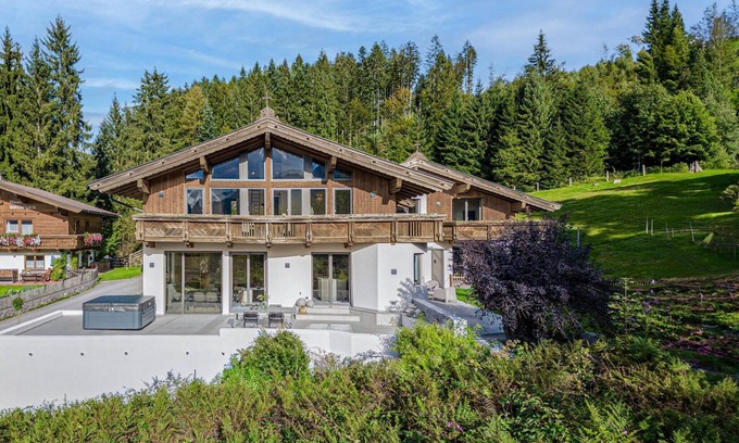 Hopfgarten im Brixental Villa | Retraite de luxe en montagne avec sauna