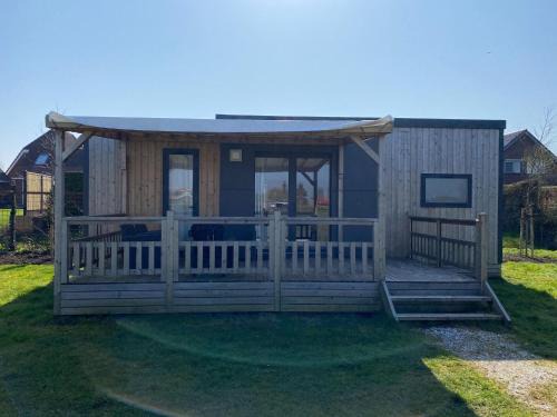 De Veenhoop Chalet De Ski | Chalet in Friesland near Alde Feanen Park