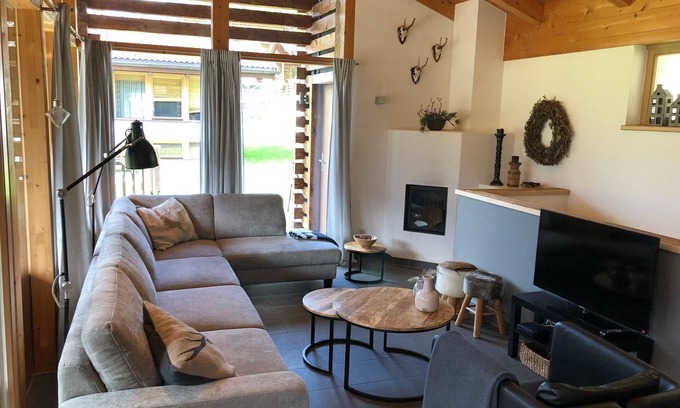 Wald im Pinzgau Chalet De Ski | Chalet de lujo con piscina en königsleiten