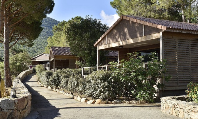 Belvedere-Campomoro Chalet De Ski | Chalet dans résidence avec accès direct à la mer-anciennement TUI Ferienhaus