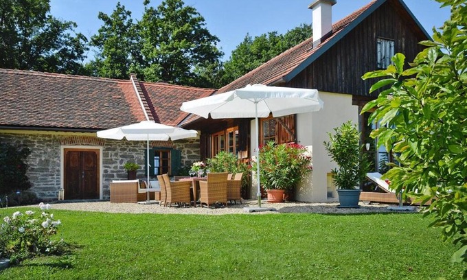 Fehring Maison | Chalet in Styria with Pool & Panoramic Views