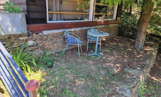 Concoules Chalet De Ski | Chalet in the heart of the forest Animals ok