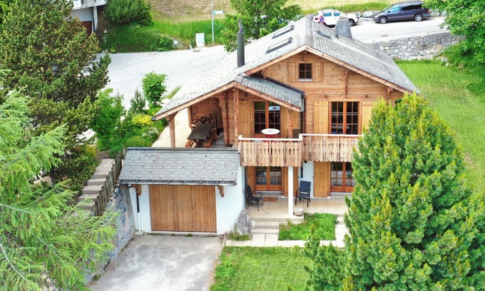 Anzere Chalet De Ski | Superbe chalet en plein centre d'Anzère