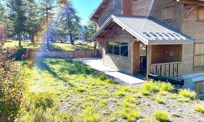 Peone Chalet De Ski | Chalet in the mountains, heart of the resort with exceptional view