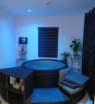Aillas Chalet De Ski | Chalet jacuzzi