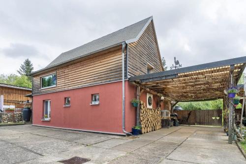 Langenwetzendorf Chalet De Ski | Chalet Kunterbunt