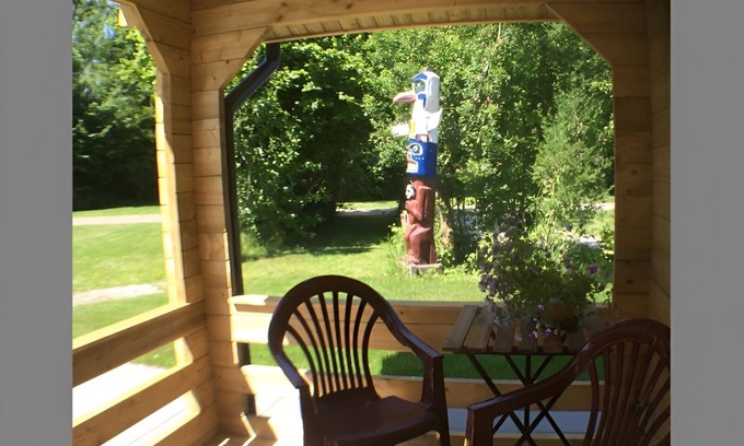 Zoutkamp Chalet De Ski | Chalet Kwikstaart on small-scale nature campsite 't Ol Gat