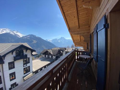 Les Posses-sur-Bex Appartement | Chalet L'Adret, 3,5 pièces dans les combles.