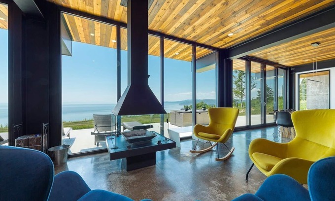 La Malbaie Chalet De Ski | Chalet L'Eaurizon