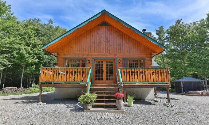 Chertsey Chalet De Ski | Chalet “Le Crépuscule”
