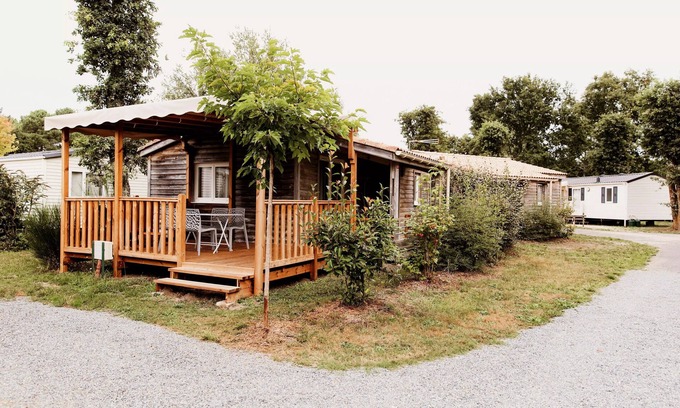 Saint-Laurent-de-Medoc Chalet De Ski | Chalet "Le Lys" 2 chambres 4 personnes