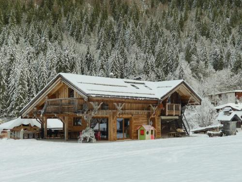 Les Prodains Chalet De Ski | Chalet le Nid independant mountain chalet