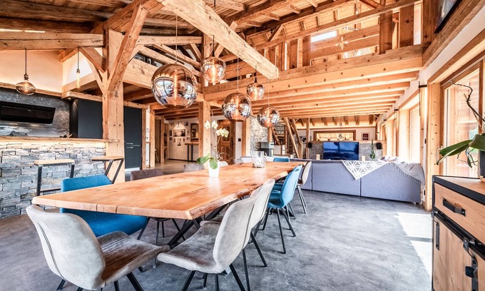 Abondance Chalet De Ski | Chalet "Le Perray Alpine Lodge" avec vue sur les montagnes, terrasse privée et Wi-Fi