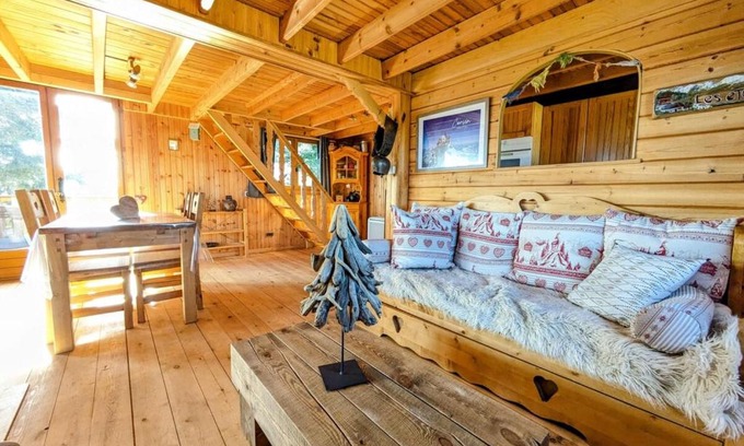 Pugny-Chatenod Chalet De Ski | Chalet Les étoiles vue Mont Blanc