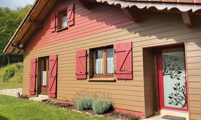 Le Menil Chalet De Ski | Chalet "Les Bruyères", classé 3 étoiles par Gîtes de France Vosges (2020).