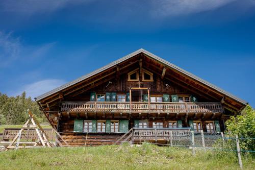 Val d'Illiez Chalet De Ski | Chalet Les Planches