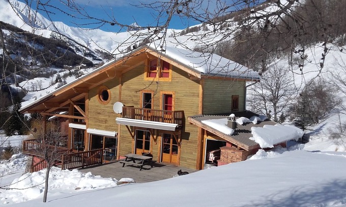 Allos Chalet De Ski | CHALET Lumière