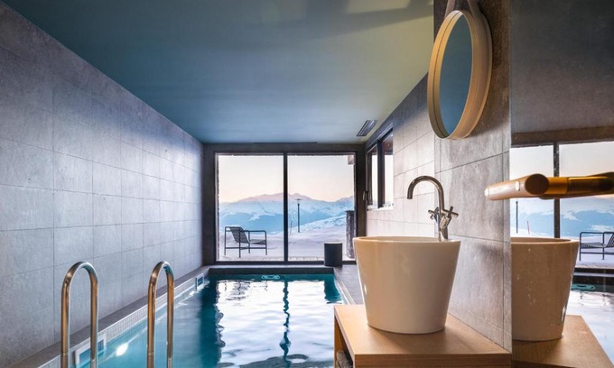 Arc-1800 Chalet De Ski | Chalet luxe 12 pers avec piscine, sauna, hammam, home cinéma et ski aux pieds à Arc 1800 - FR-1-686-30