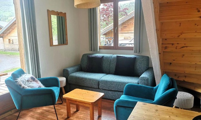 Saint-Etienne-en-Devoluy Chalet De Ski | Chalet Mitoyen 3 Pièces 6 Pers. - Résidence Le Hameau du Puy - Piscine Chauffée, Proche Pistes - FR-1-504-642
