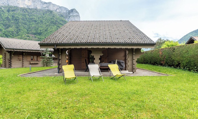 Alex Chalet De Ski | Chalet 'Mitoyen 4 Personnes' avec vue sur les montagnes, terrasse privée et Wi-Fi