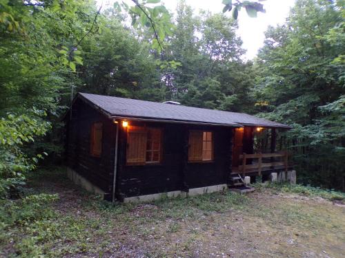 Thury Chalet De Ski | Chalet nature & forêt privée