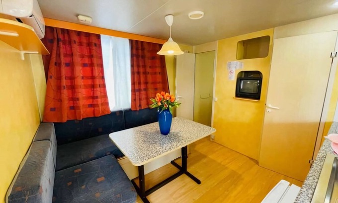 Tuoro sul Trasimeno Chalet De Ski | Mobilehome Superior avec véranda couverte près du lac Trasimène