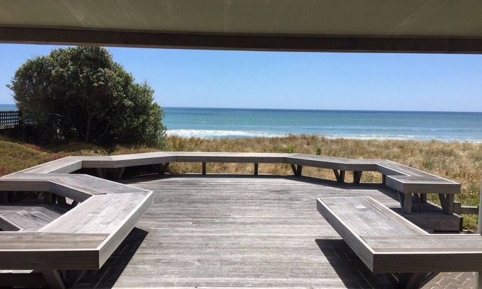 Pukehina Maison | Fabuleux bach de plage avec le style A +