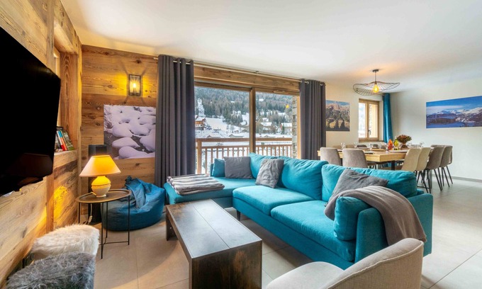 Val Cenis Appartement | Chalet Pramaria - Apt L'Arcelle, avec vue sur les montagnes, Wi-Fi et climatisation.