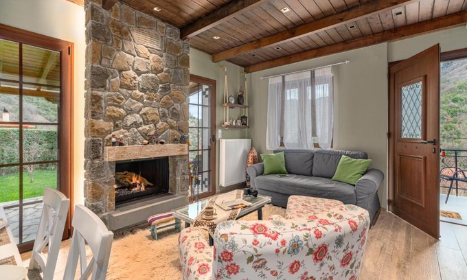 Terpsithea Chalet De Ski | Chalet Perivoli