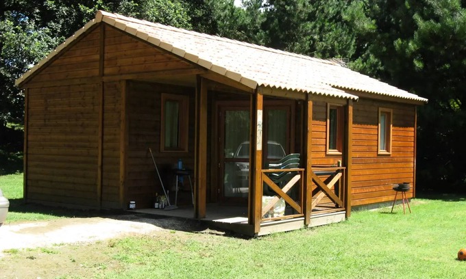 Martres-Tolosane Chalet De Ski | Chalet Privilège adapted for people with reduced mobility - 2 bedrooms 5 to 7 people - 5 people included in the price