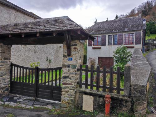 Bielle Chalet De Ski | chalet rural