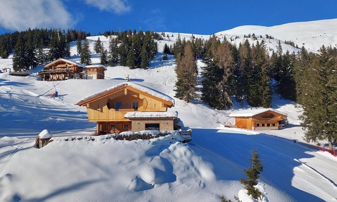Schonbach Chalet De Ski | Chalet bien-être directement sur la piste de ski