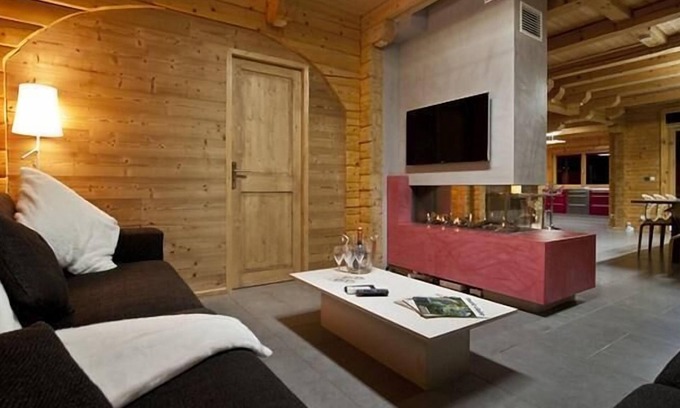 Plangagnant Chalet De Ski | Chalet, sauna, terrasse, cheminée ou poêle à bois, parking, télévision, casier à ski, 270m²