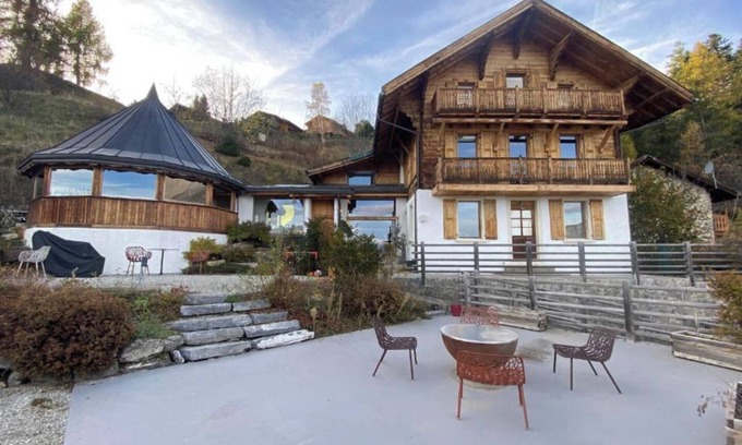 Chamoson Maison | Chalet 12 personnes - vue exceptionnelle - proche des pistes et bains thermaux