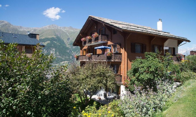 Graechen Appartement | Chalet Soldanella