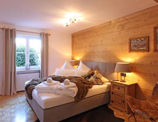 Oberstdorf Appartement | 'Chalet-Style' ruhige & zentrale 3-Raum-Suite direkt am Kurpark