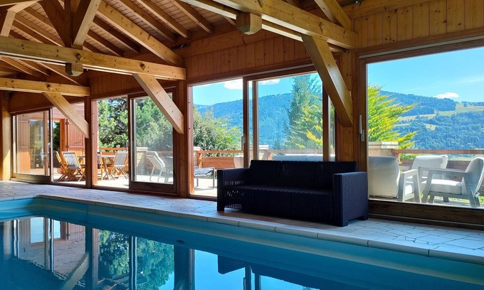 Taninges Chalet De Ski | Chalet Taninges - Piscine privée chauffée