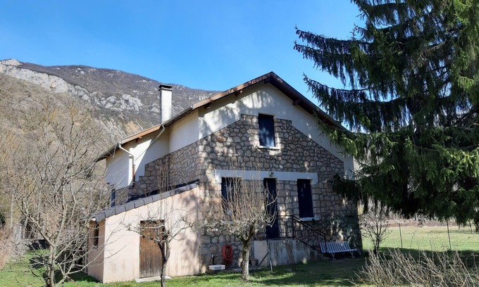 Vebre Chalet De Ski | Chalet Tout Confort a 10 mins d'AX les Thermes