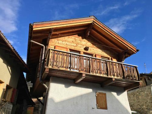 Chermignon Appartement | Chalet typique du Valais,Maison bio et bien-être!