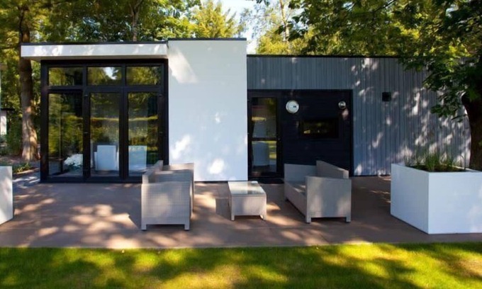 Velsen-Zuid Chalet De Ski | Chalet with 2 bedrooms and a terrace