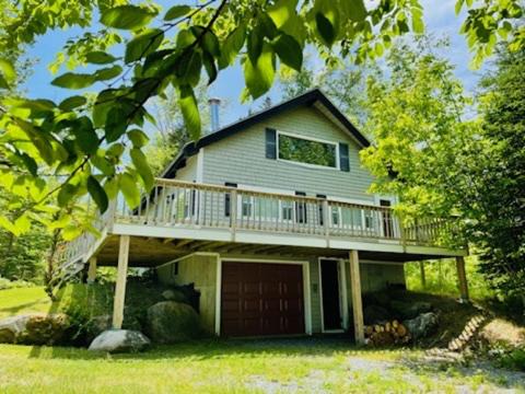 Salsbury Cove Maison | Chalet with a Private Beach in Acadia National Park