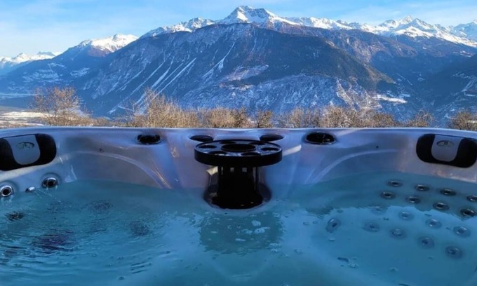 Randogne Chalet De Ski | Chalet with Breathtaking Valley View