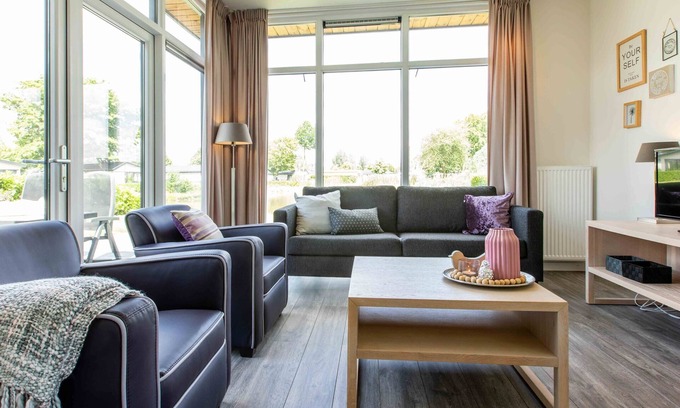 Aalst Chalet De Ski | Chalet with microwave, in wetland