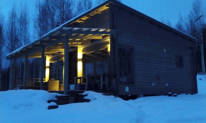Puumala Chalet De Ski | Chalet with modern comfort directly on the lake with saunas and barbecue house.